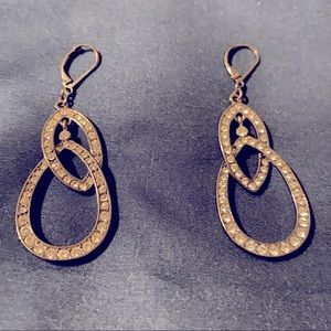 Drop down earrings